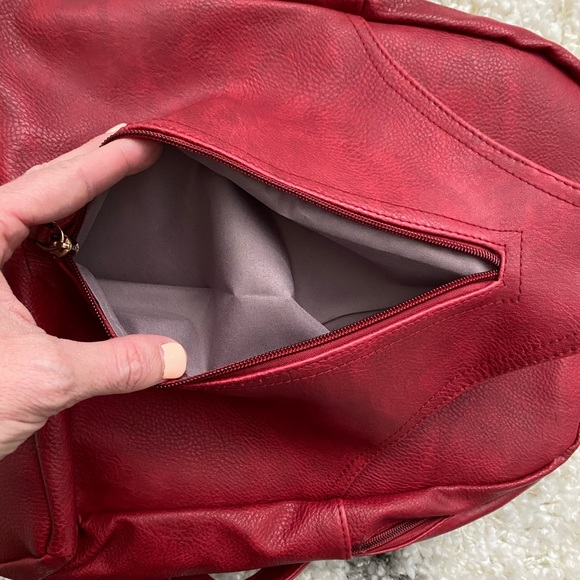 ⭐️ Fashion Backpack with Snap Pocket⭐️ - Picture 5 of 7